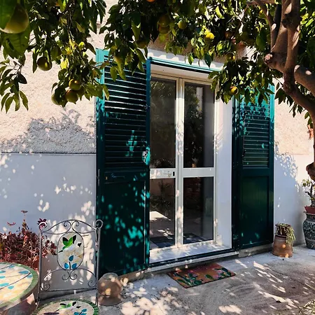 Lemon Garden Σπίτι διακοπών *